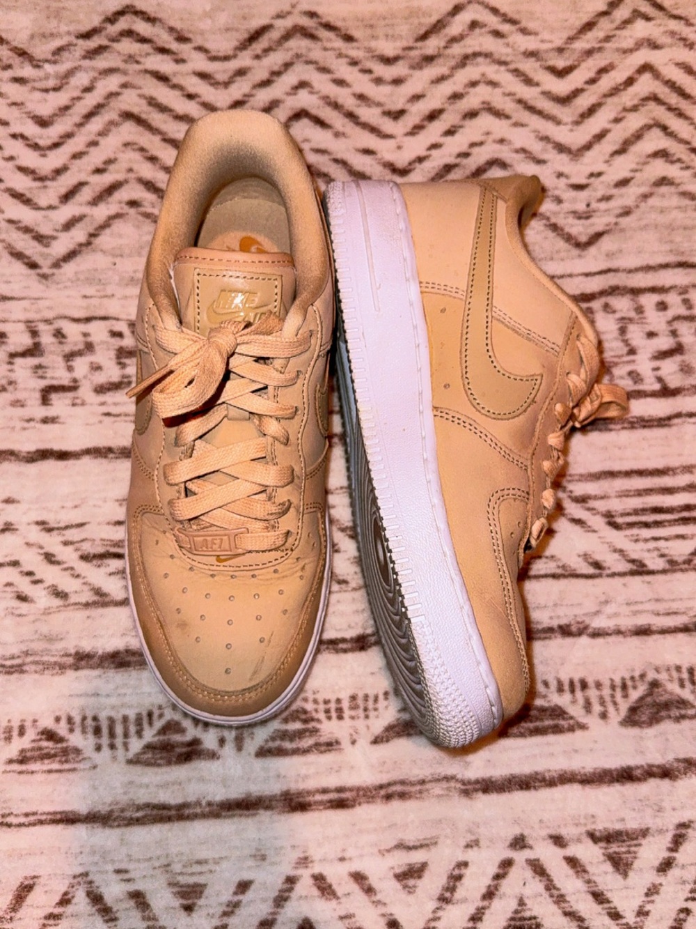 Nike Low-Top Sneakers in Tan/White - Picture 13 of 15